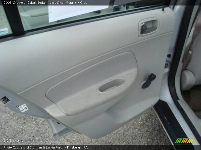 Ultra Silver Metallic / Gray 2005 Chevrolet Cobalt Sedan