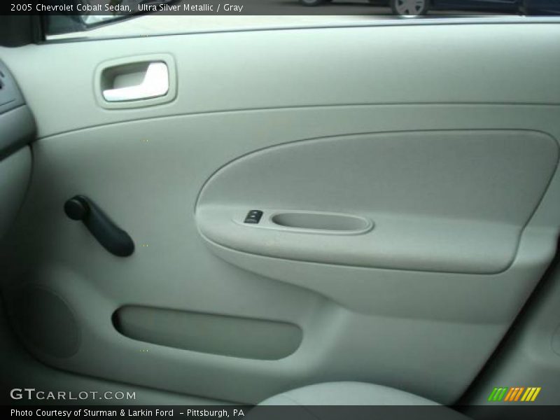 Ultra Silver Metallic / Gray 2005 Chevrolet Cobalt Sedan