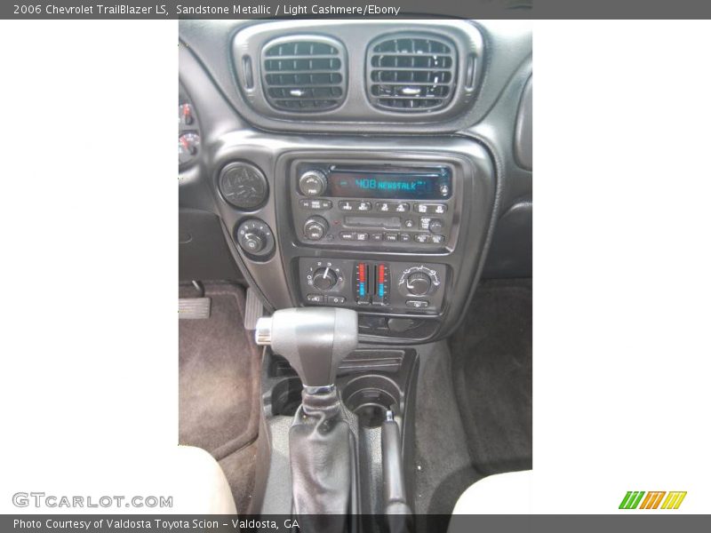 Sandstone Metallic / Light Cashmere/Ebony 2006 Chevrolet TrailBlazer LS