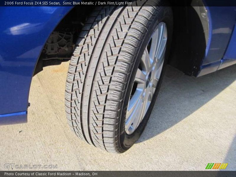 Sonic Blue Metallic / Dark Flint/Light Flint 2006 Ford Focus ZX4 SES Sedan