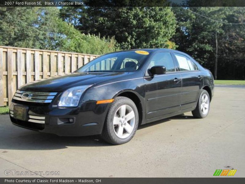 Black / Charcoal Black 2007 Ford Fusion SE