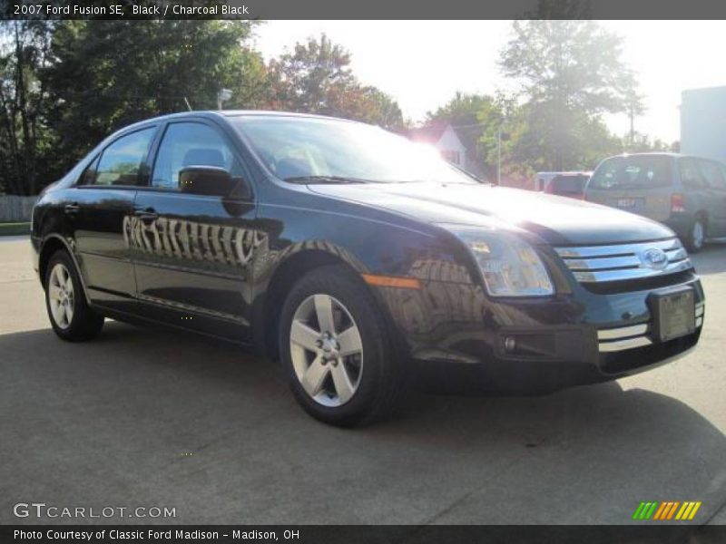 Black / Charcoal Black 2007 Ford Fusion SE