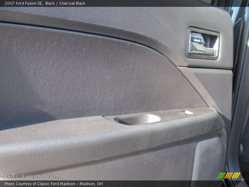 Black / Charcoal Black 2007 Ford Fusion SE