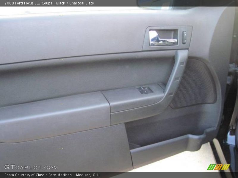 Black / Charcoal Black 2008 Ford Focus SES Coupe