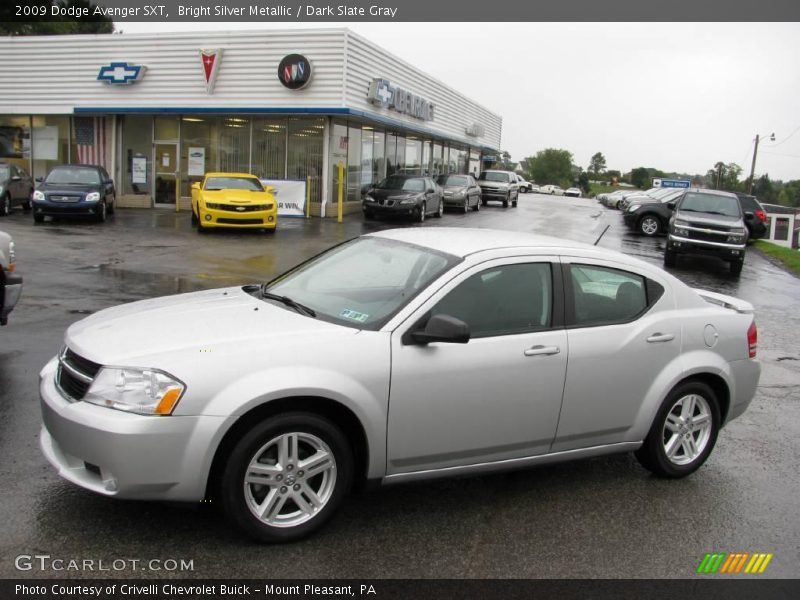 Bright Silver Metallic / Dark Slate Gray 2009 Dodge Avenger SXT