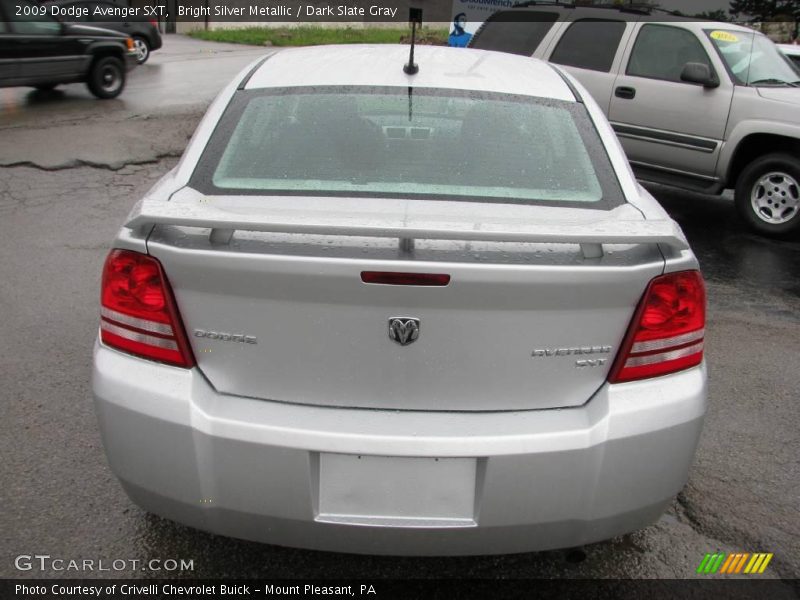 Bright Silver Metallic / Dark Slate Gray 2009 Dodge Avenger SXT