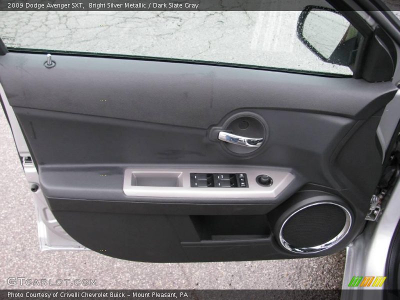 Bright Silver Metallic / Dark Slate Gray 2009 Dodge Avenger SXT