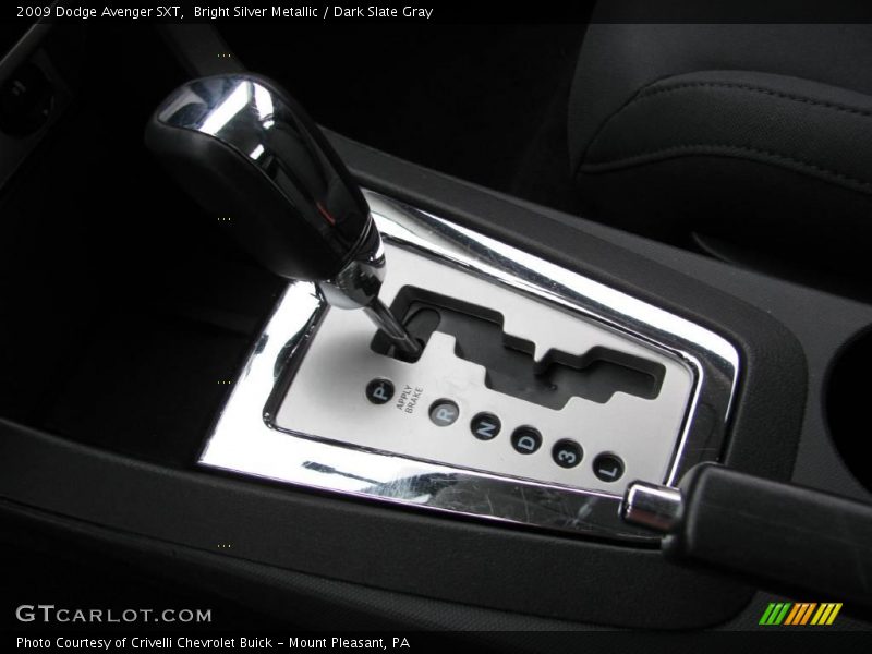 Bright Silver Metallic / Dark Slate Gray 2009 Dodge Avenger SXT
