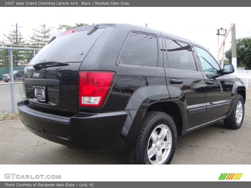 Black / Medium Slate Gray 2007 Jeep Grand Cherokee Laredo 4x4
