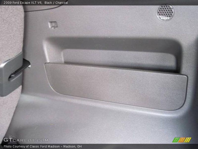 Black / Charcoal 2009 Ford Escape XLT V6