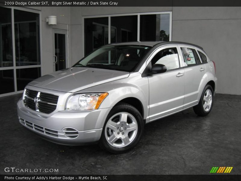 Bright Silver Metallic / Dark Slate Gray 2009 Dodge Caliber SXT