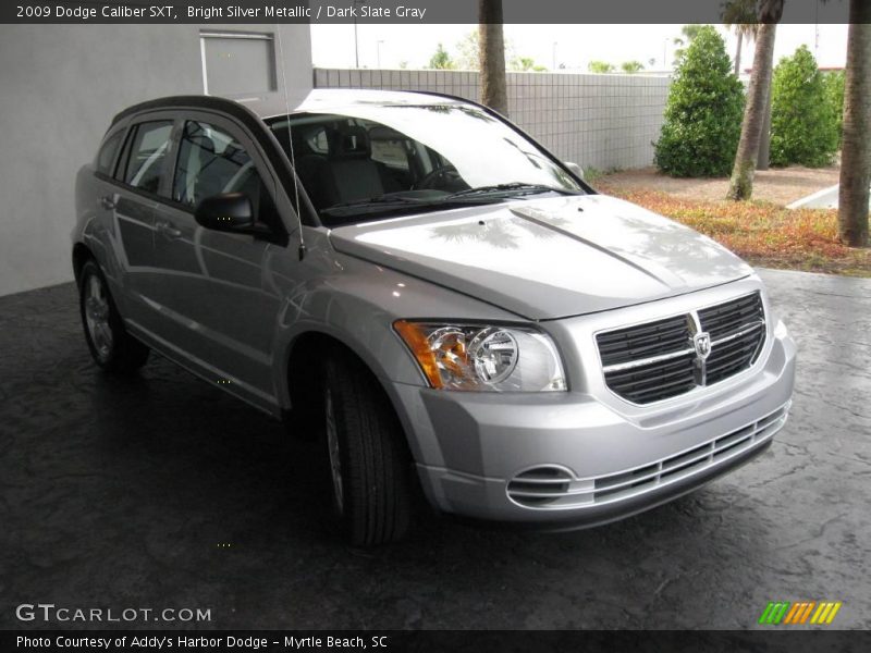Bright Silver Metallic / Dark Slate Gray 2009 Dodge Caliber SXT