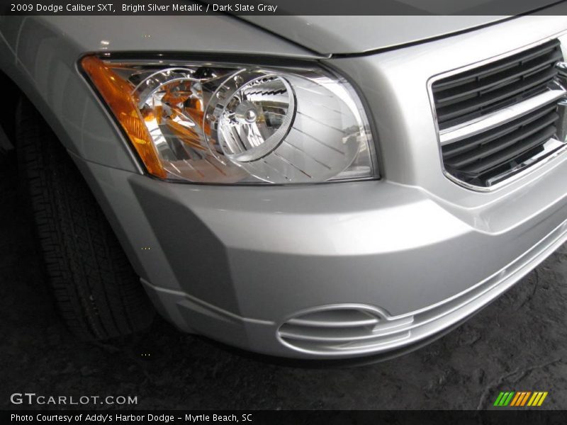 Bright Silver Metallic / Dark Slate Gray 2009 Dodge Caliber SXT