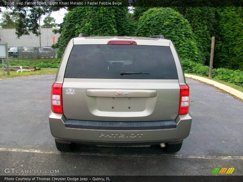 Light Khaki Metallic / Pastel Pebble Beige 2008 Jeep Patriot Sport