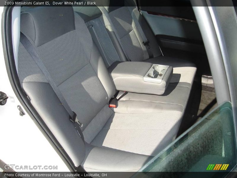 Dover White Pearl / Black 2009 Mitsubishi Galant ES