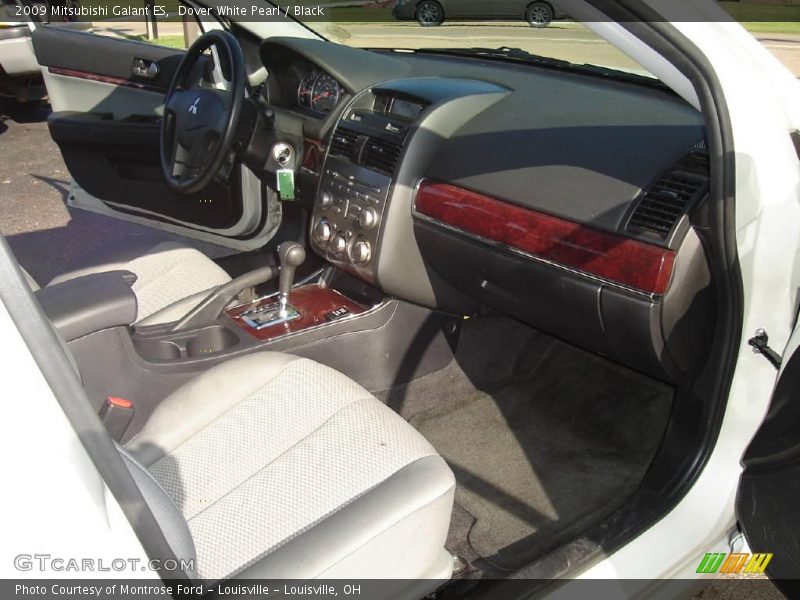 Dover White Pearl / Black 2009 Mitsubishi Galant ES