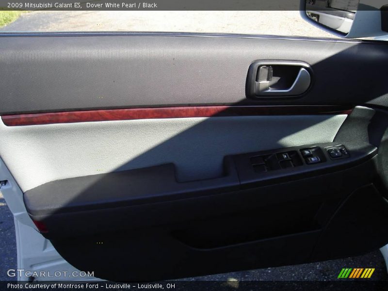 Dover White Pearl / Black 2009 Mitsubishi Galant ES