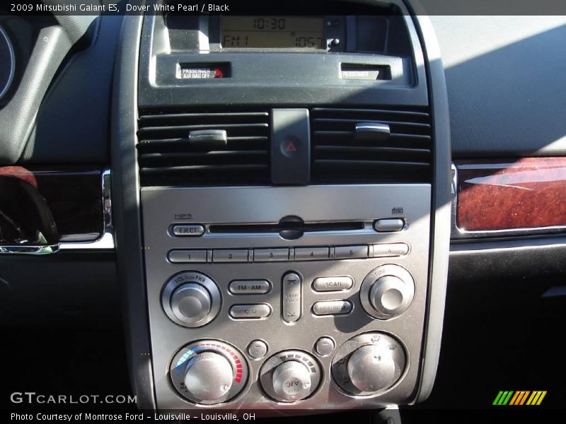 Dover White Pearl / Black 2009 Mitsubishi Galant ES