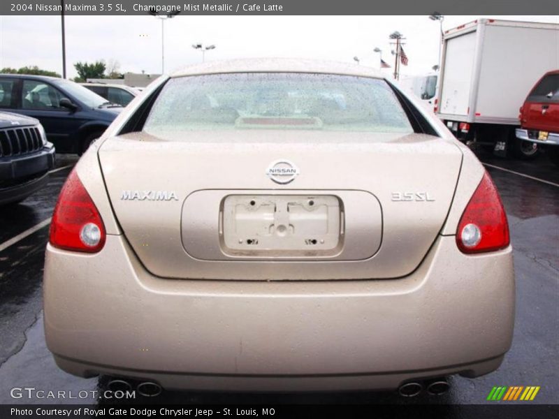 Champagne Mist Metallic / Cafe Latte 2004 Nissan Maxima 3.5 SL