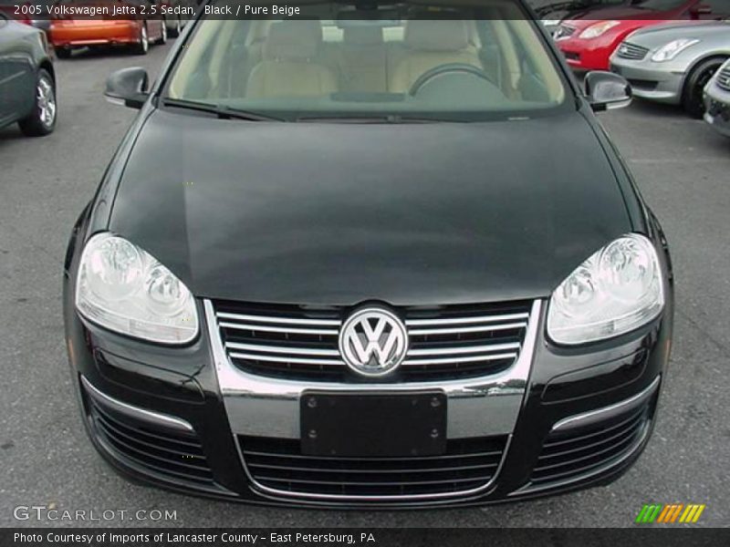 Black / Pure Beige 2005 Volkswagen Jetta 2.5 Sedan