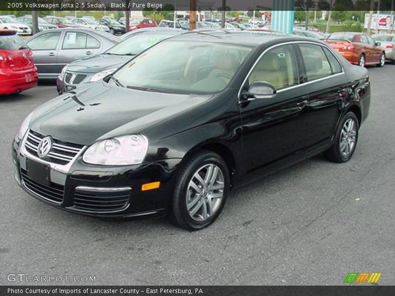 Black / Pure Beige 2005 Volkswagen Jetta 2.5 Sedan
