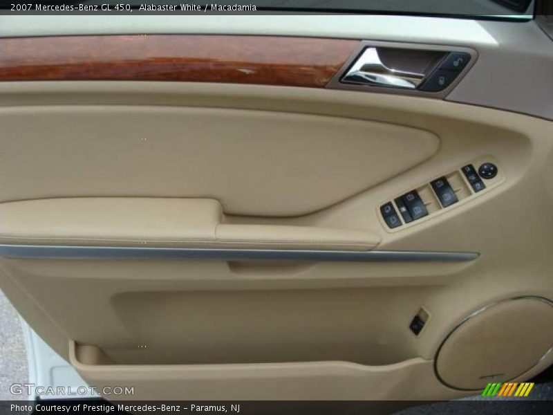 Alabaster White / Macadamia 2007 Mercedes-Benz GL 450