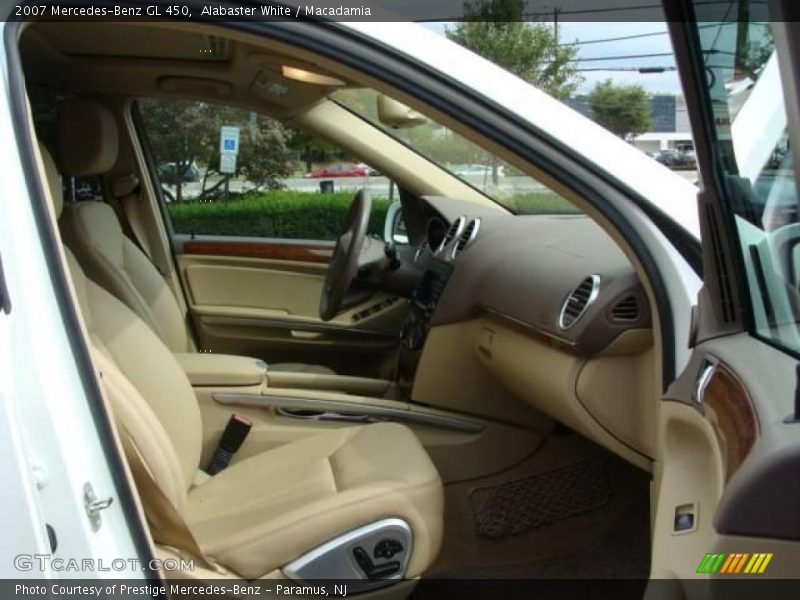 Alabaster White / Macadamia 2007 Mercedes-Benz GL 450