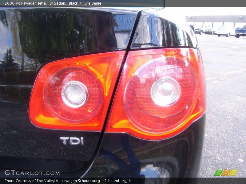 Black / Pure Beige 2006 Volkswagen Jetta TDI Sedan