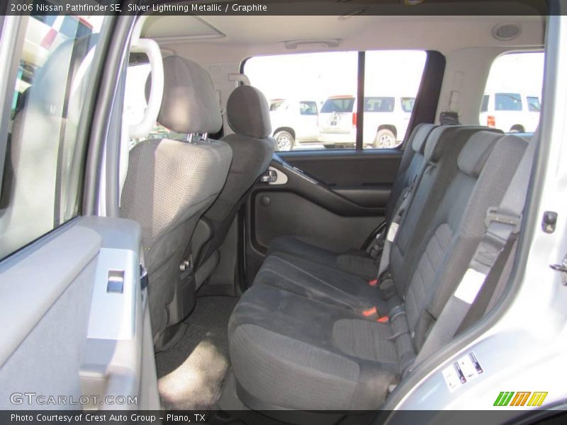 Silver Lightning Metallic / Graphite 2006 Nissan Pathfinder SE