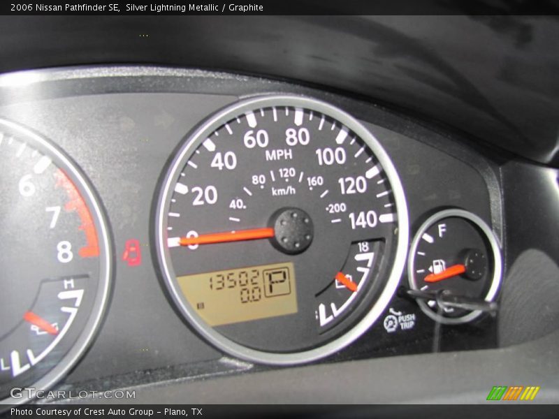 Silver Lightning Metallic / Graphite 2006 Nissan Pathfinder SE