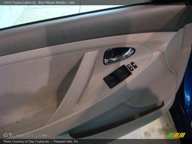 Blue Ribbon Metallic / Ash 2009 Toyota Camry LE