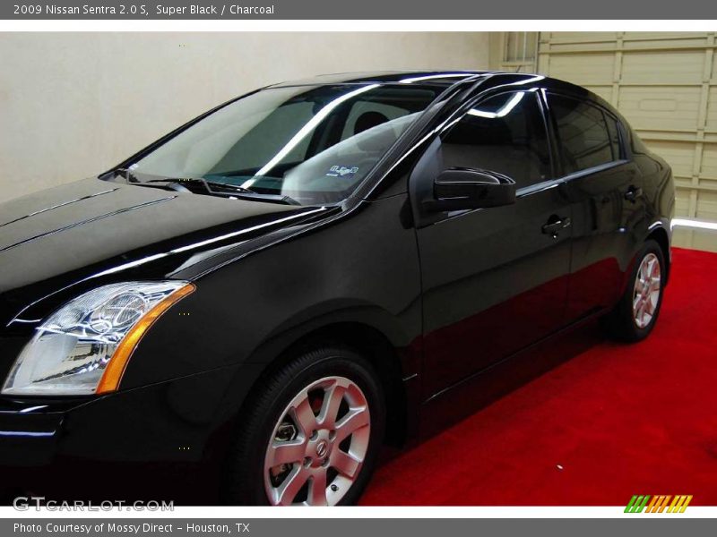 Super Black / Charcoal 2009 Nissan Sentra 2.0 S