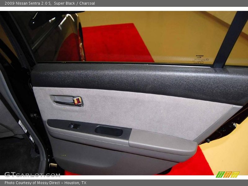 Super Black / Charcoal 2009 Nissan Sentra 2.0 S