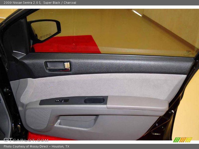 Super Black / Charcoal 2009 Nissan Sentra 2.0 S