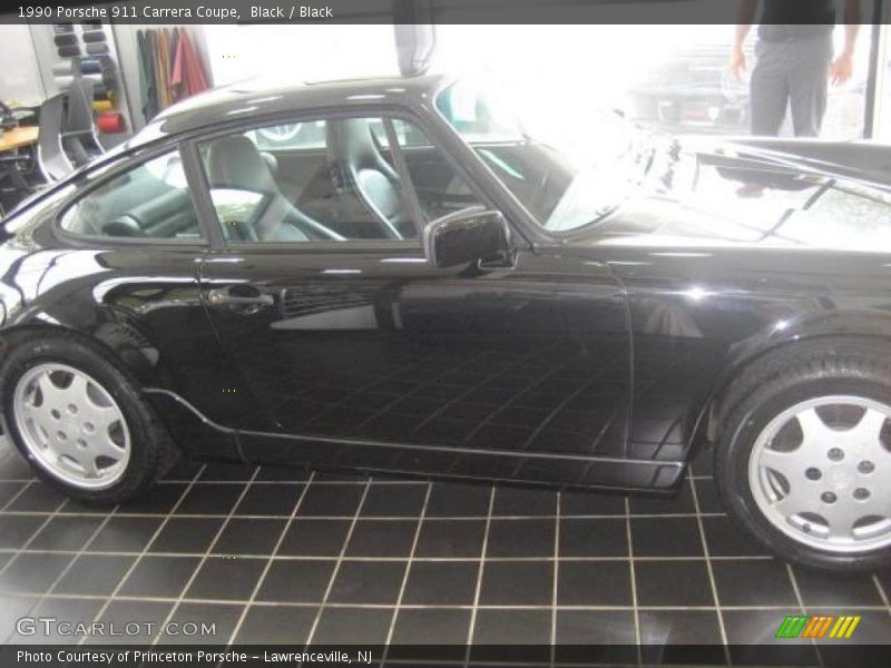 Black / Black 1990 Porsche 911 Carrera Coupe
