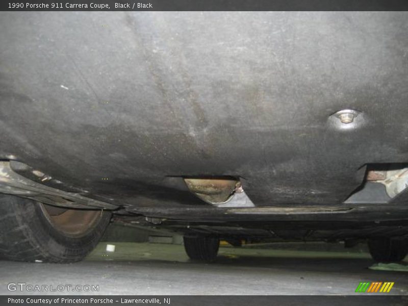 Black / Black 1990 Porsche 911 Carrera Coupe