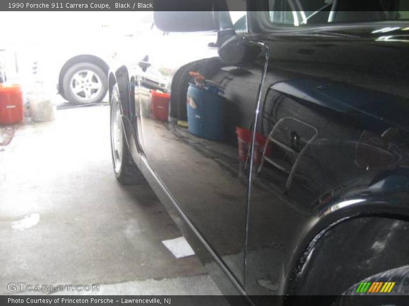 Black / Black 1990 Porsche 911 Carrera Coupe