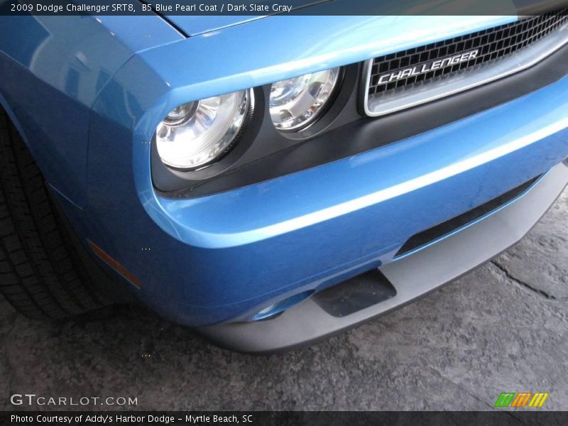 B5 Blue Pearl Coat / Dark Slate Gray 2009 Dodge Challenger SRT8