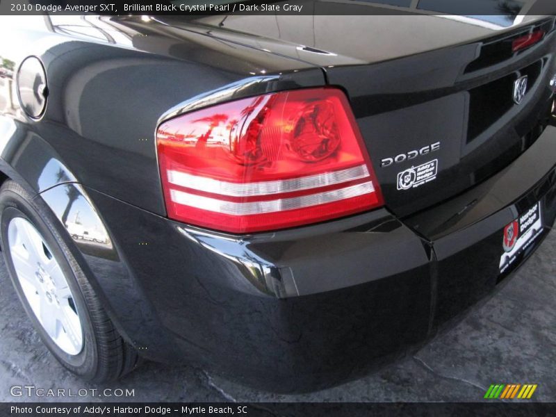 Brilliant Black Crystal Pearl / Dark Slate Gray 2010 Dodge Avenger SXT