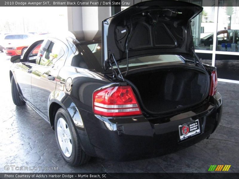Brilliant Black Crystal Pearl / Dark Slate Gray 2010 Dodge Avenger SXT