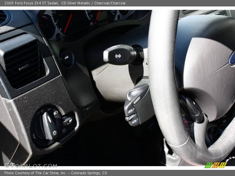 CD Silver Metallic / Charcoal/Charcoal 2005 Ford Focus ZX4 ST Sedan