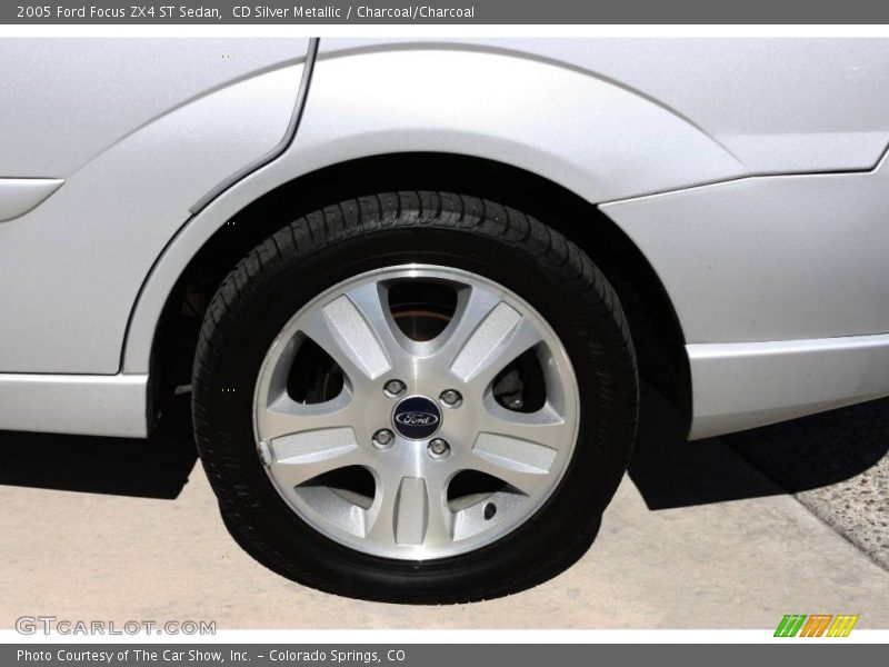 CD Silver Metallic / Charcoal/Charcoal 2005 Ford Focus ZX4 ST Sedan
