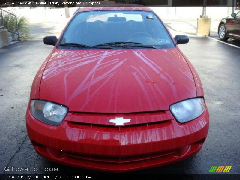 Victory Red / Graphite 2004 Chevrolet Cavalier Sedan