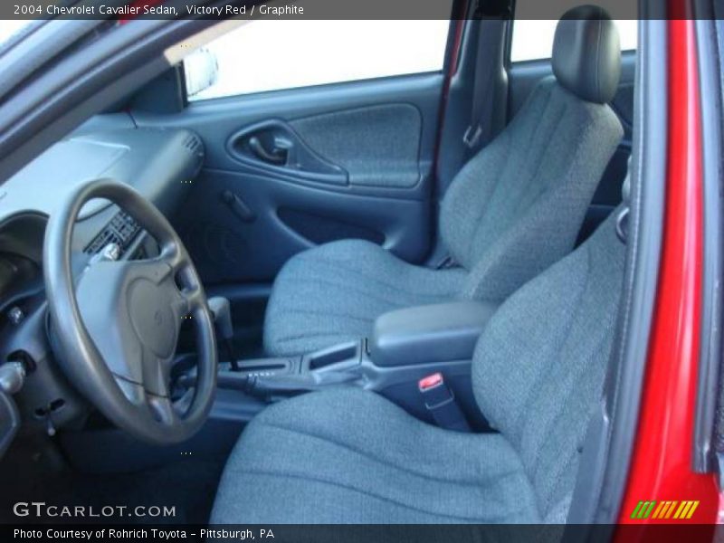 Victory Red / Graphite 2004 Chevrolet Cavalier Sedan