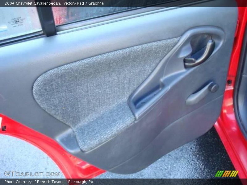 Victory Red / Graphite 2004 Chevrolet Cavalier Sedan