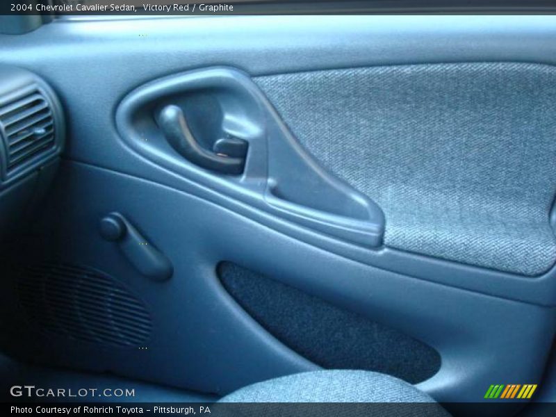 Victory Red / Graphite 2004 Chevrolet Cavalier Sedan