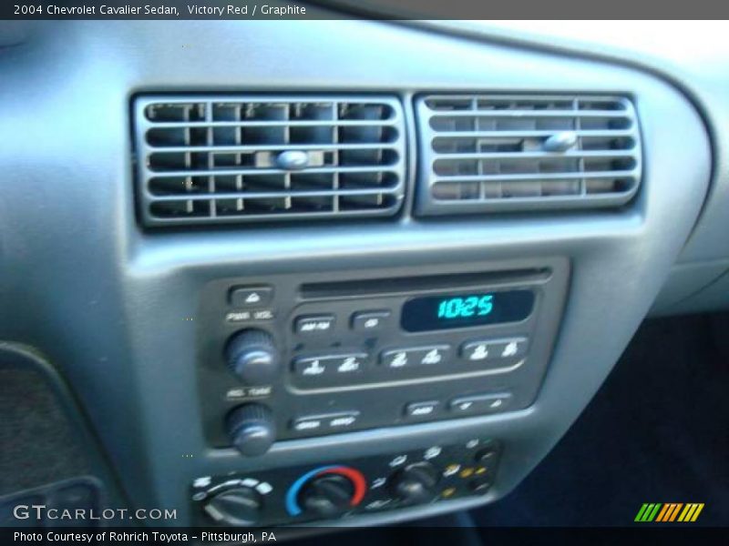 Victory Red / Graphite 2004 Chevrolet Cavalier Sedan