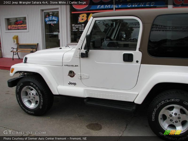 Stone White / Camel Beige 2002 Jeep Wrangler Sahara 4x4