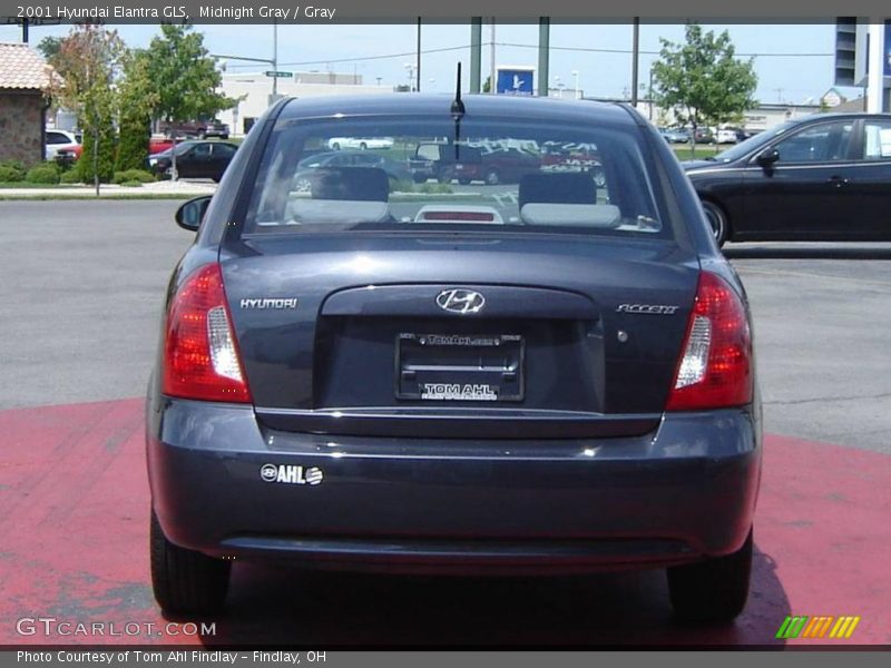 Midnight Gray / Gray 2001 Hyundai Elantra GLS