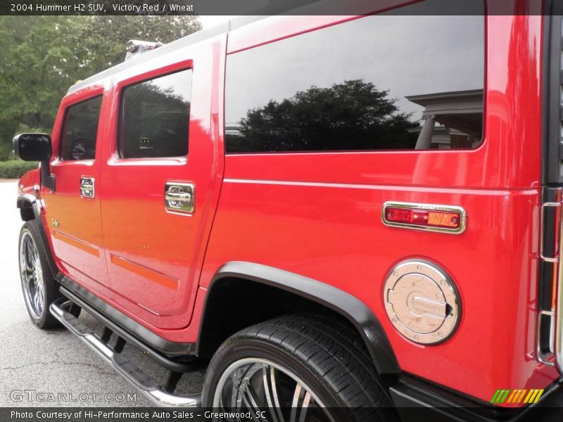 Victory Red / Wheat 2004 Hummer H2 SUV